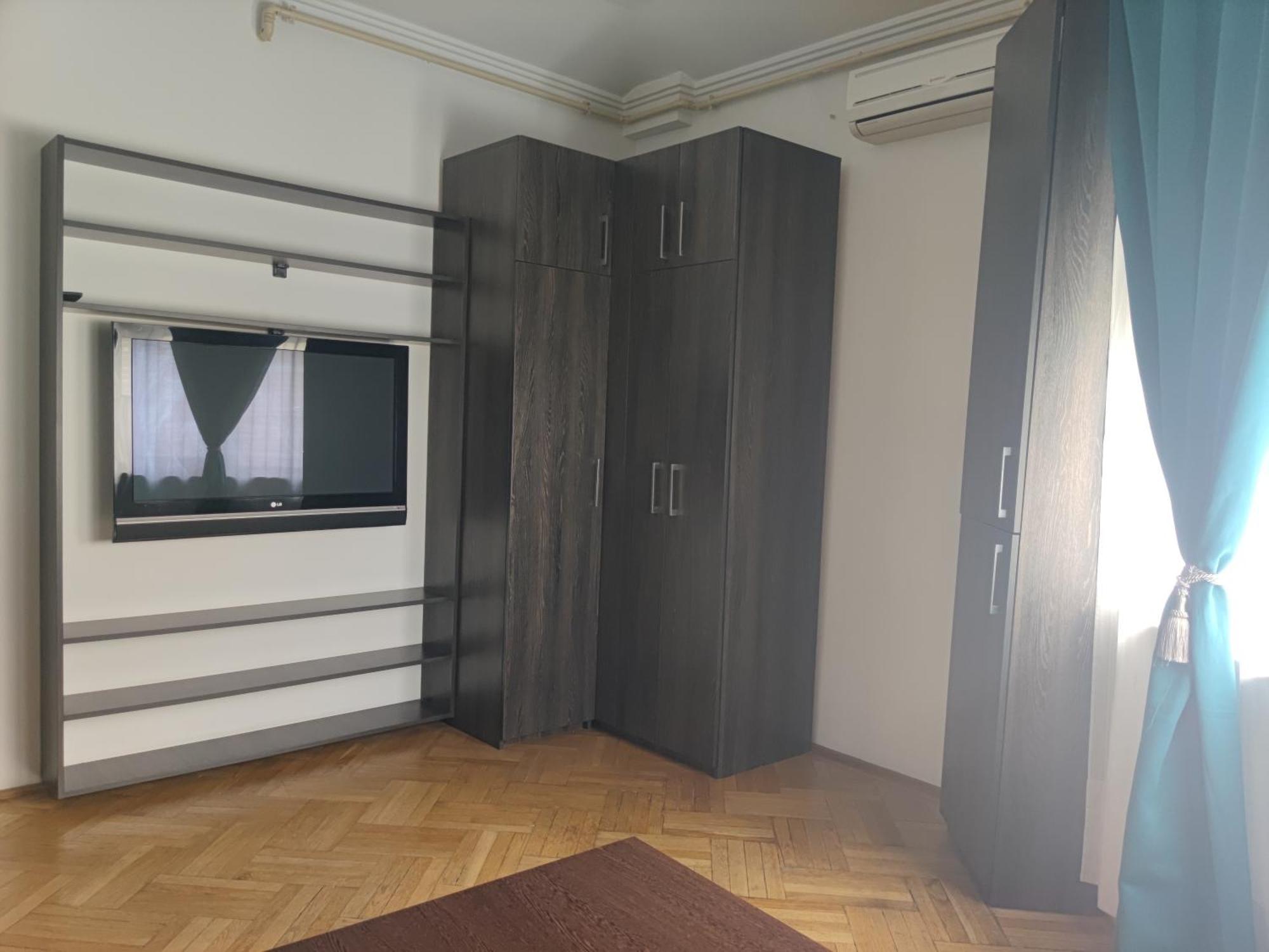 Christie'S Central Apartment Букурещ Екстериор снимка